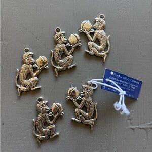 5 Monkeys with Coconut Charms